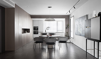 全屋定制和木工哪個(gè)便宜？