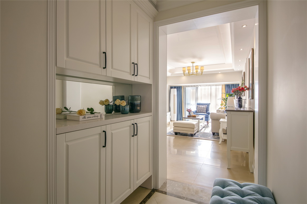 如何做好全屋定制玄關(guān)柜收納設(shè)計？(圖3)