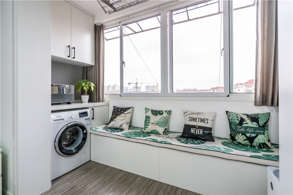 全屋定制是如何利用陽臺空間？(圖1)